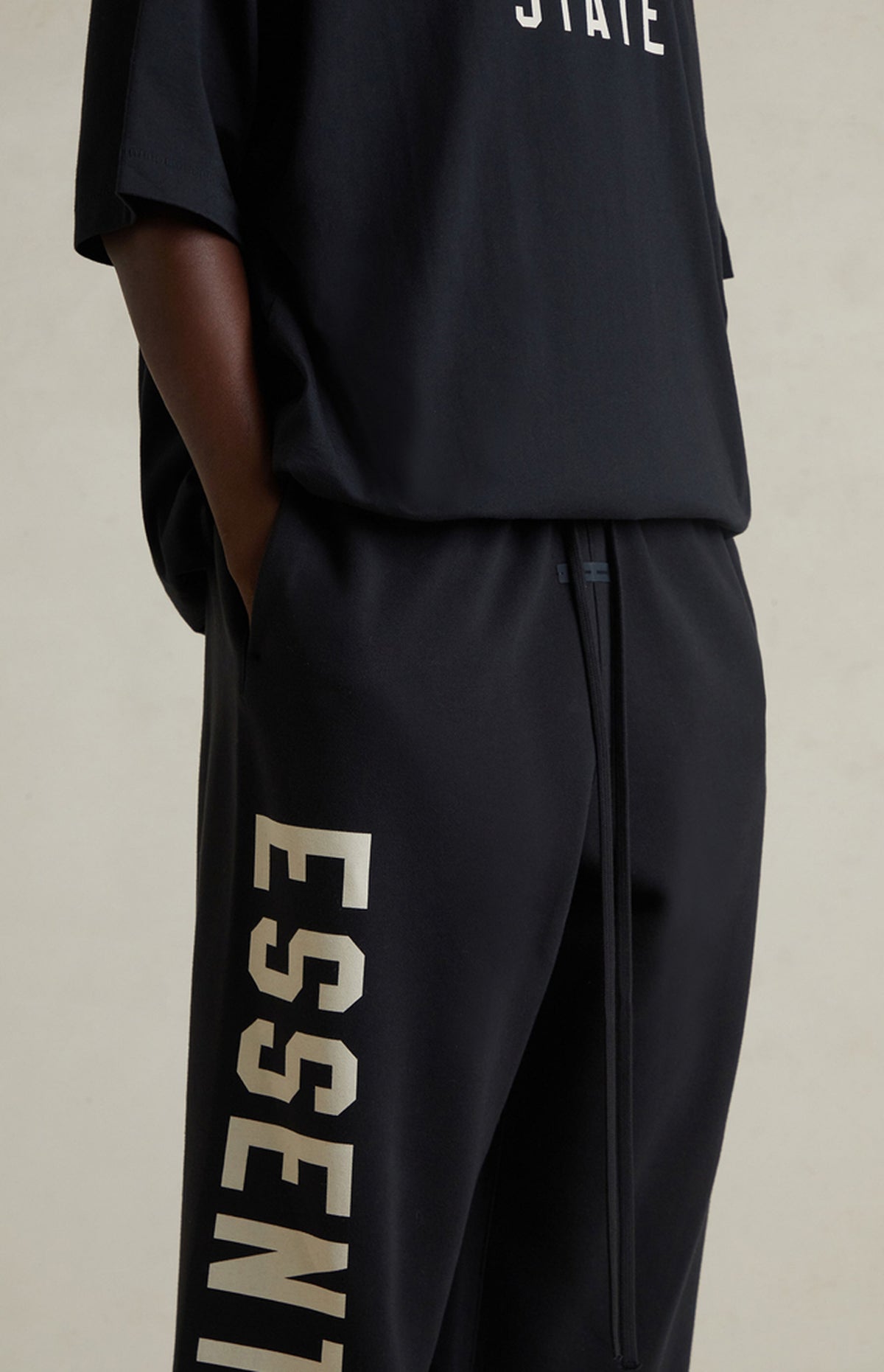 Pantalons Logo Essentials Noir