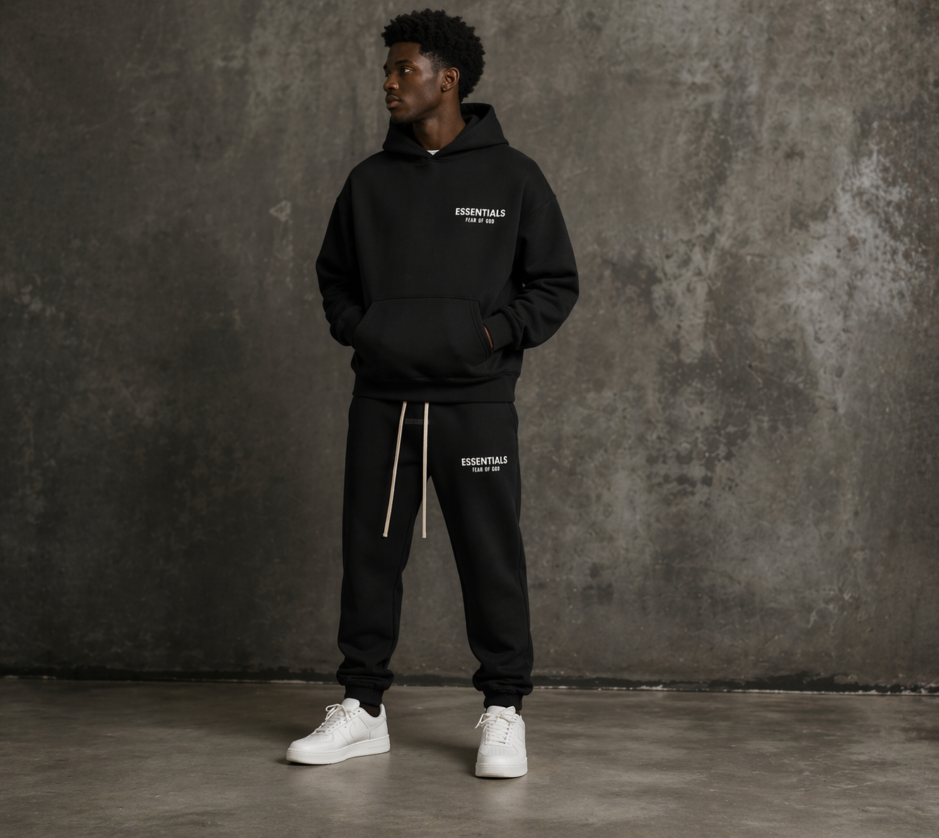 FW24 SS25 Holliday Collection
Essentials Hoodie