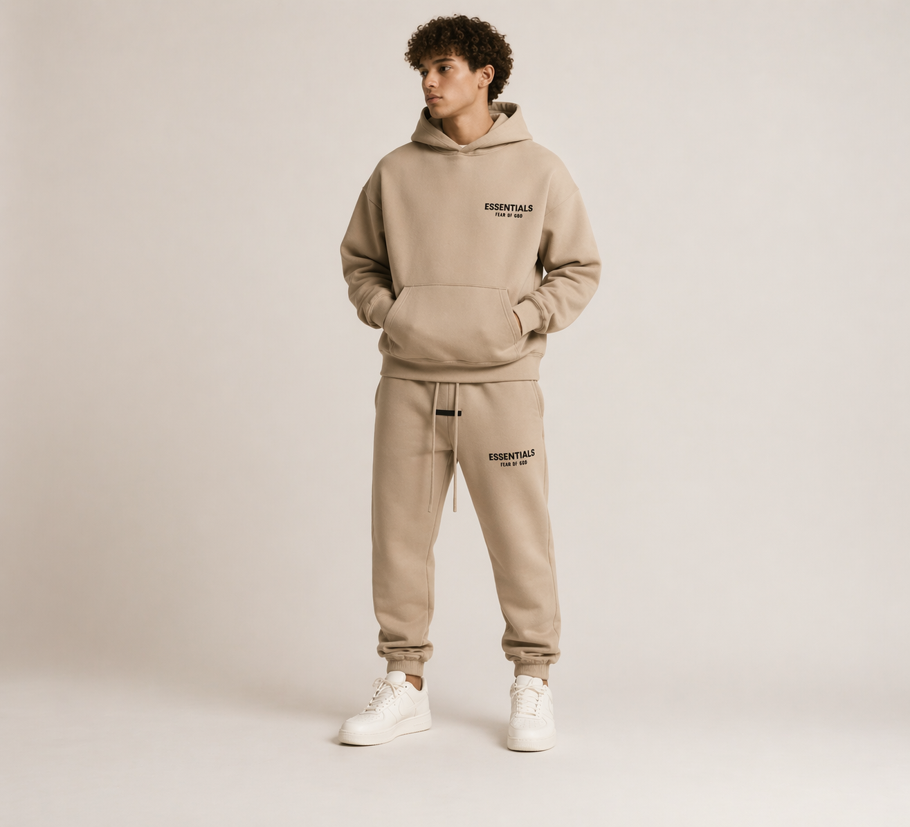 FW24 SS25 Holliday Collection
Essentials Hoodie